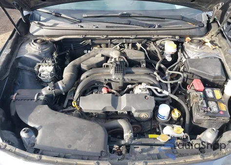 2015 Subaru Legacy 2.5I Limited из США, поврежденный, VIN 4S3BNAJ66F3027651